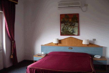 Hotel Flaminius Рим Номер фото